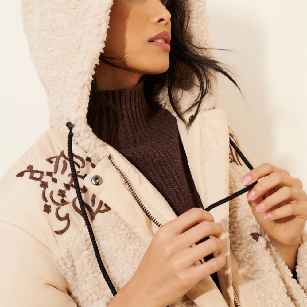 Pilcro x Anthropologie Embroidered Hooded Sherpa Coat - Picture 8 of 9
